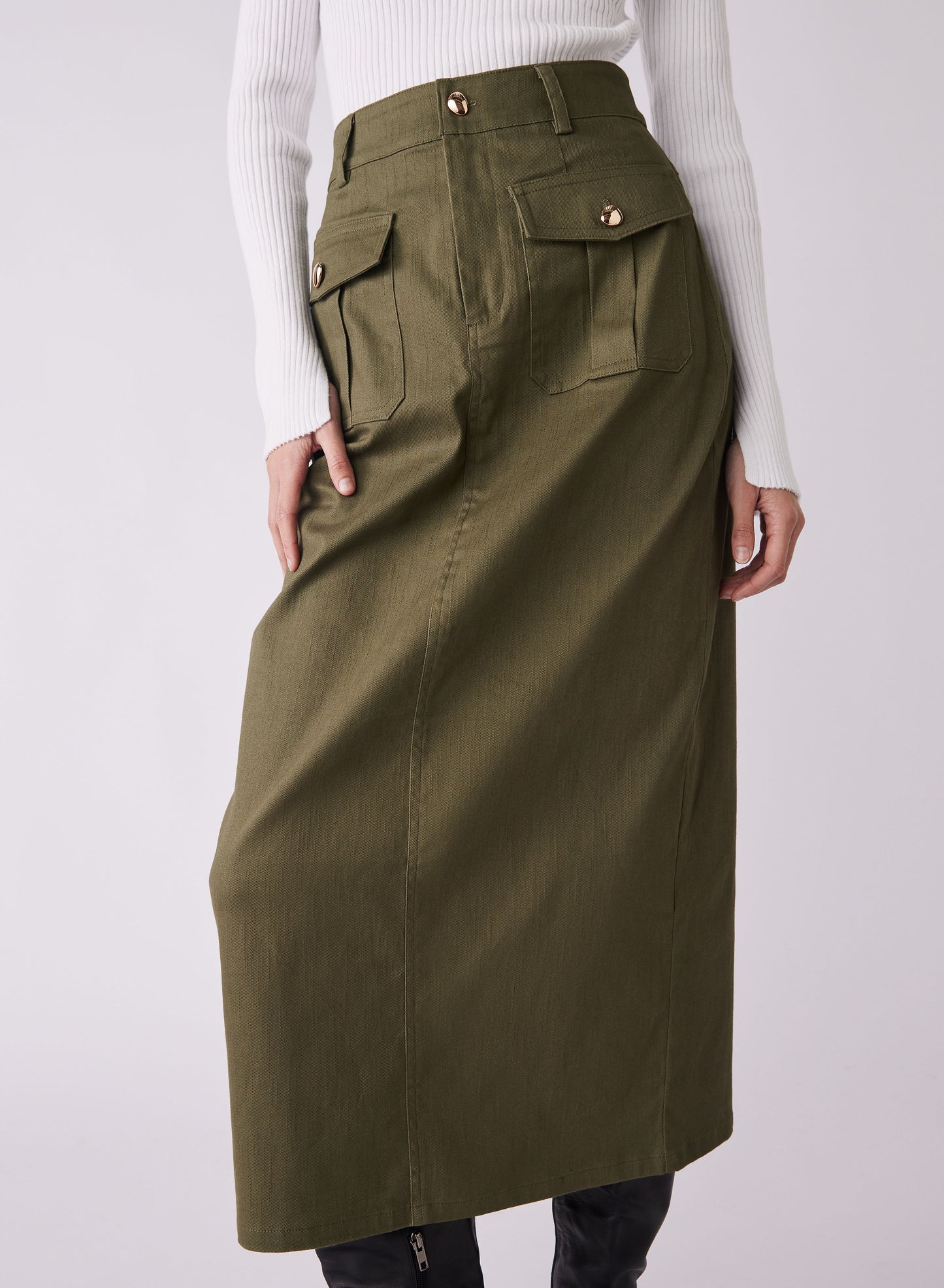 
                  
                    ESMAEÉ - Uptown Skirt
                  
                