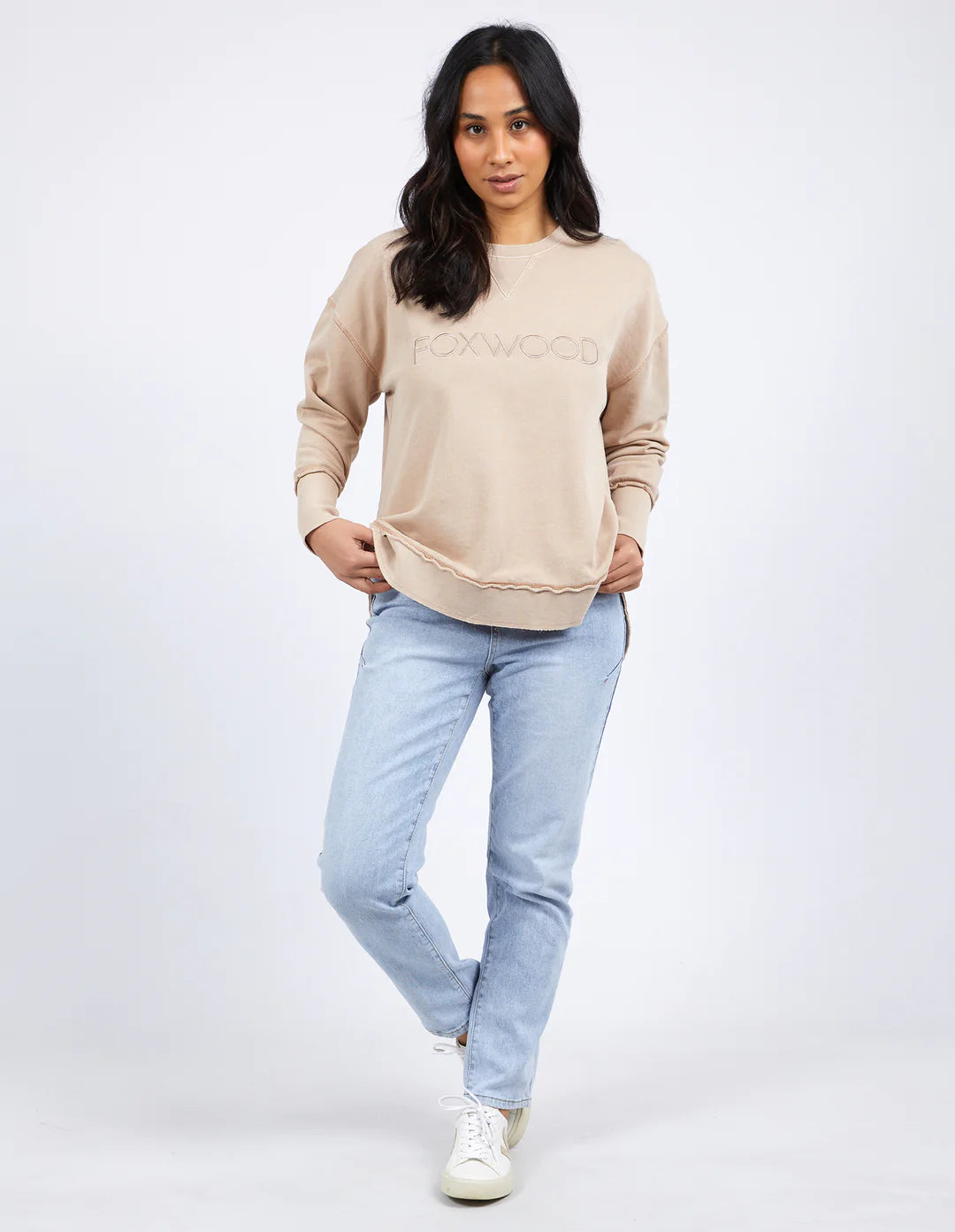 
                  
                    Foxwood Simplified Sweatshirt - Oat
                  
                