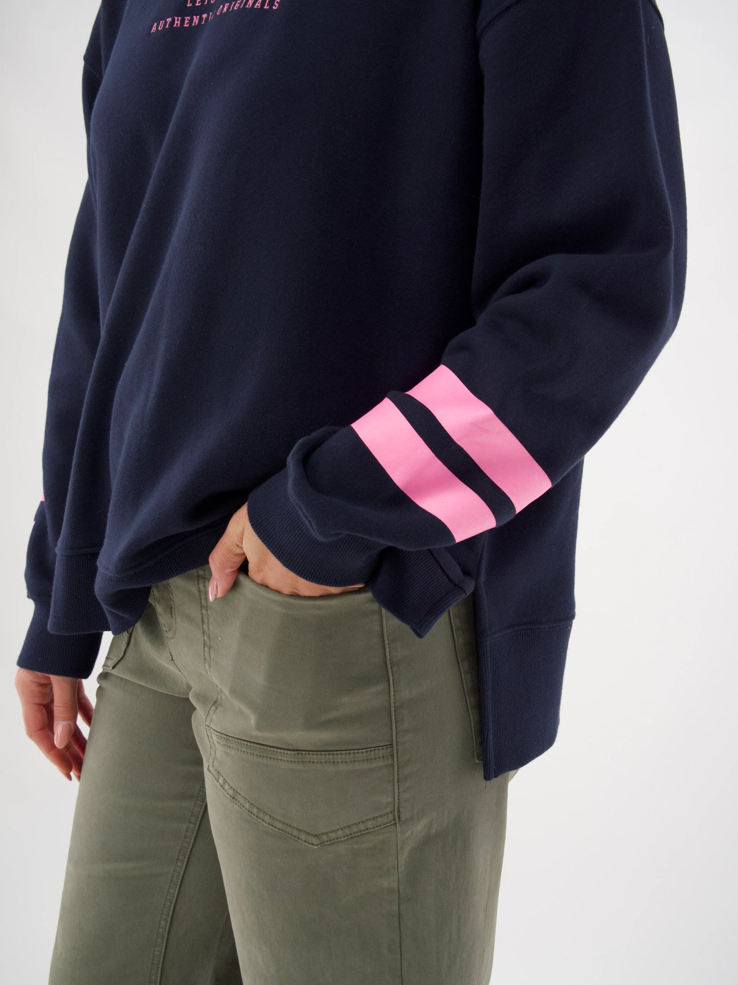 
                  
                    FOXWOOD ORIGIN CREW-NAVY
                  
                