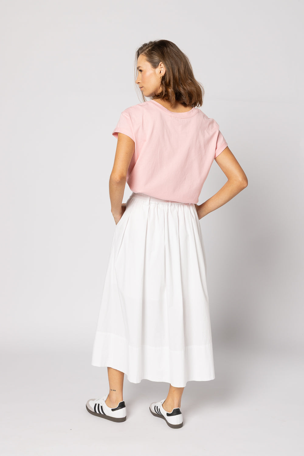 
                  
                    DRAMA TEE-PINK/RED
                  
                