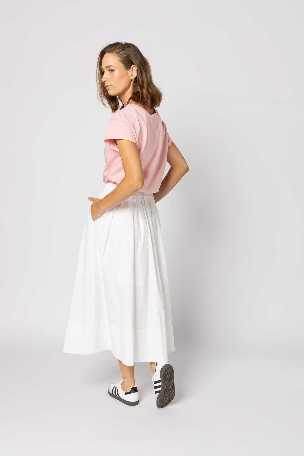 
                  
                    DRAMA TEE-PINK/RED
                  
                