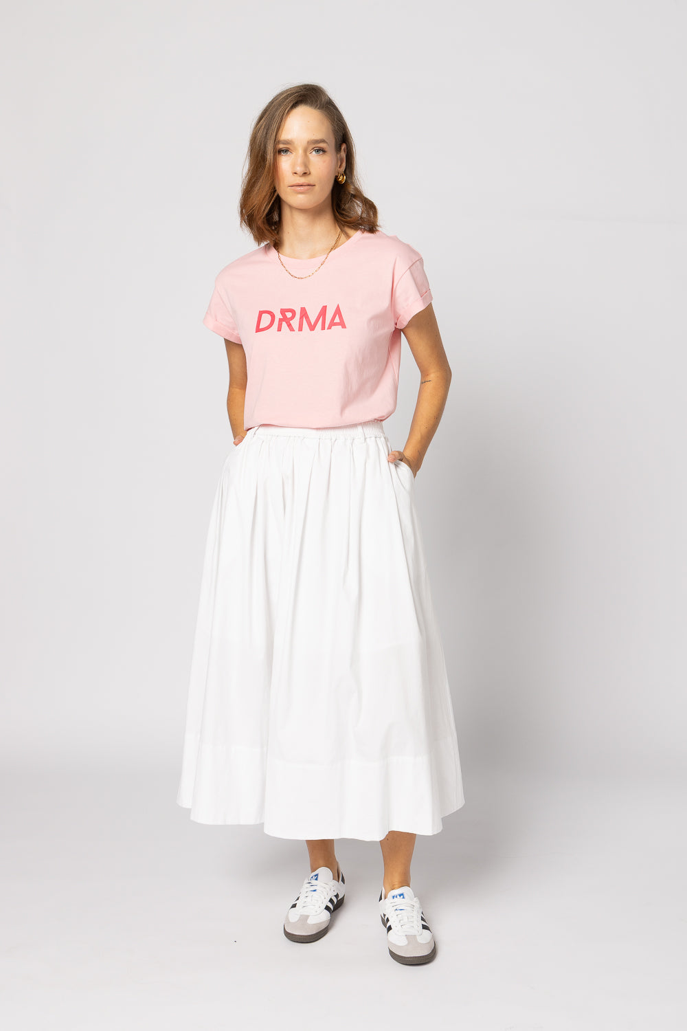 
                  
                    DRAMA TEE-PINK/RED
                  
                