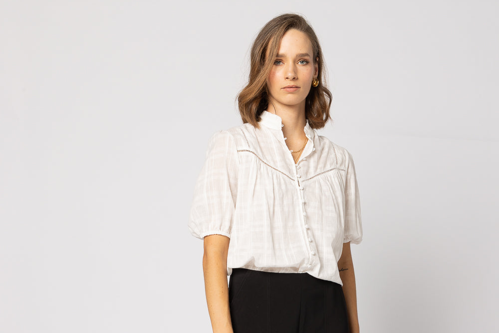 DALILA TOP-WHITE CHECK