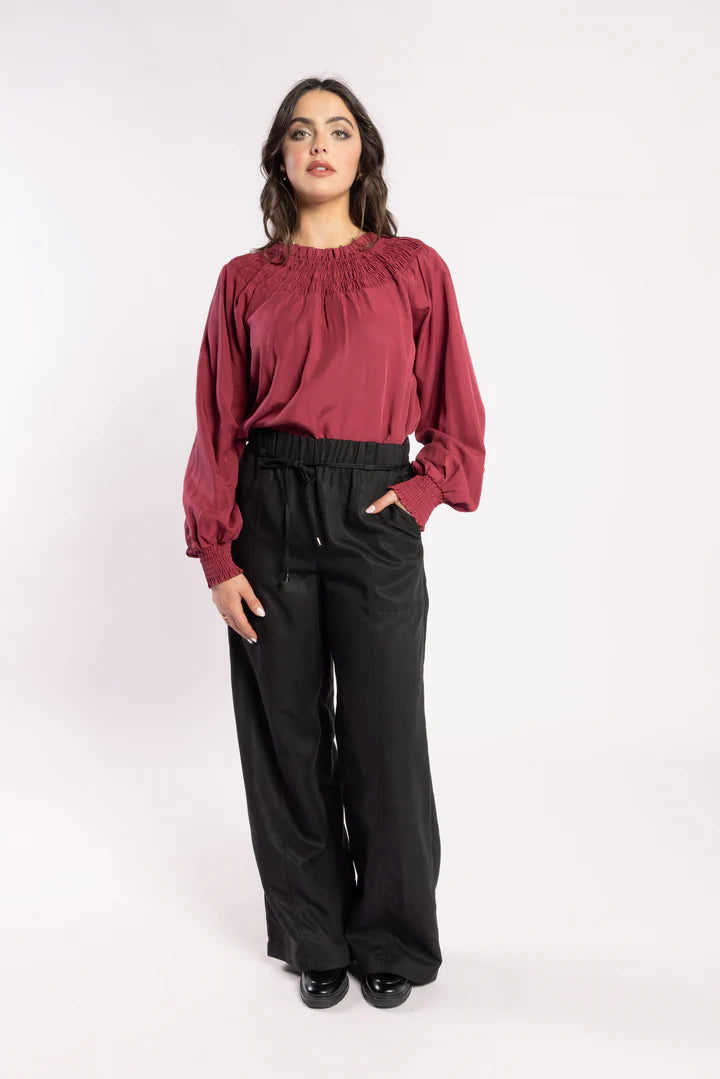
                  
                    KARIN BLOUSE-Shiraz
                  
                