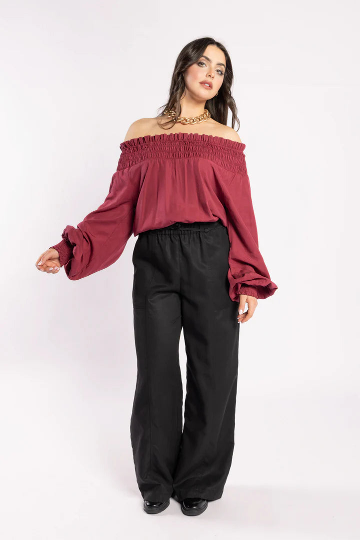 
                  
                    KARIN BLOUSE-Shiraz
                  
                
