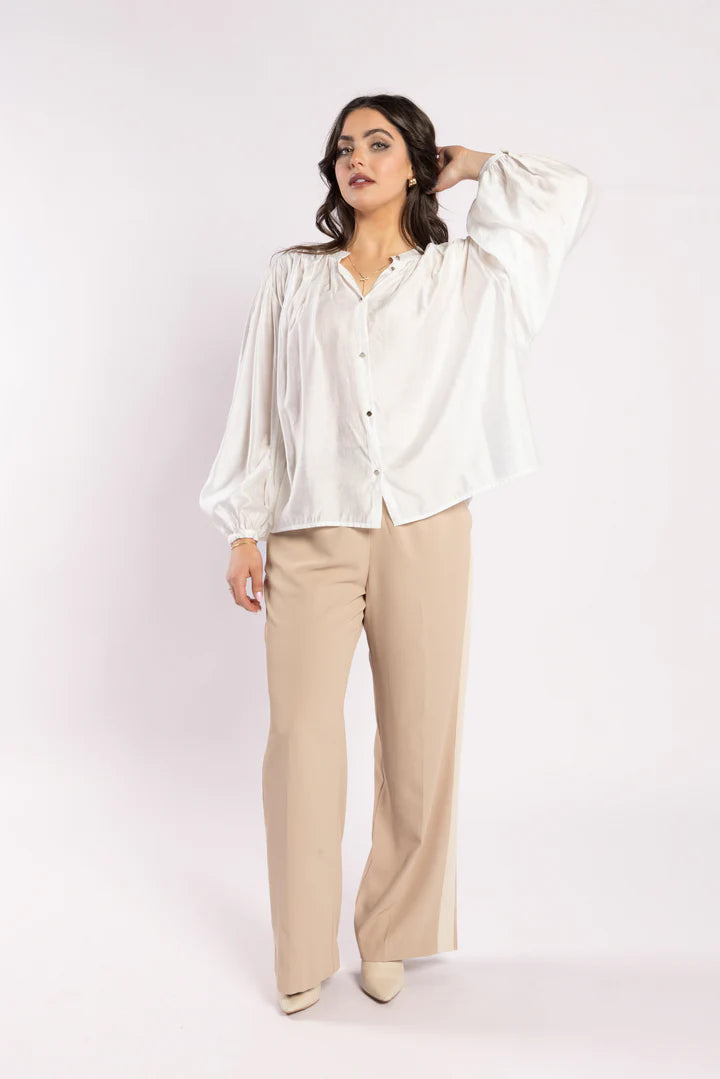 
                  
                    LAKE PANT-tan/beige
                  
                