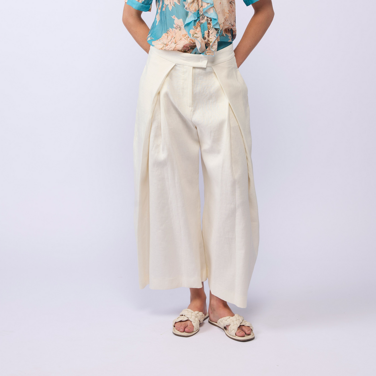 
                  
                    GRANADA PANT-IVORY
                  
                