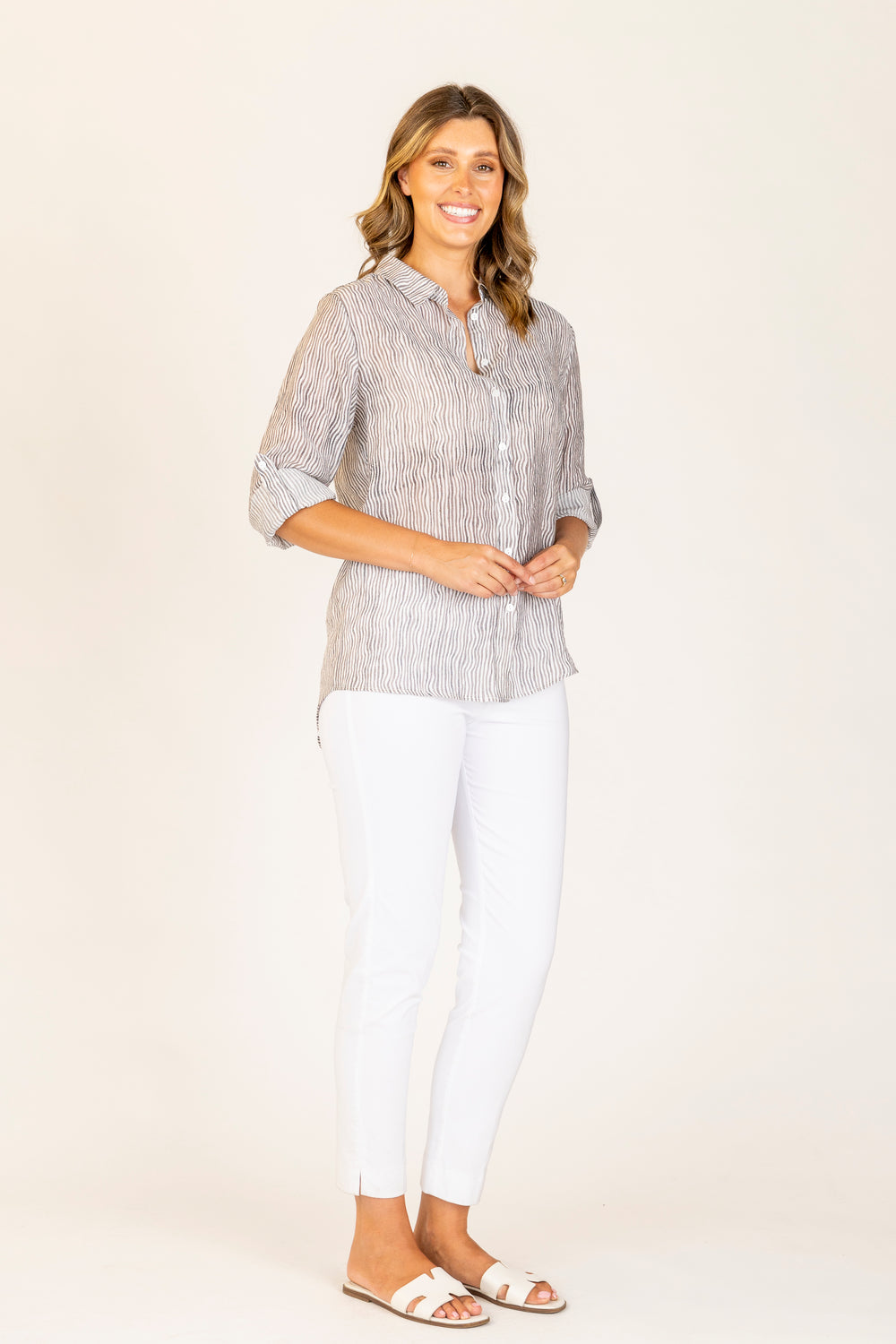 1456.18 Velora Shirt -Taupe