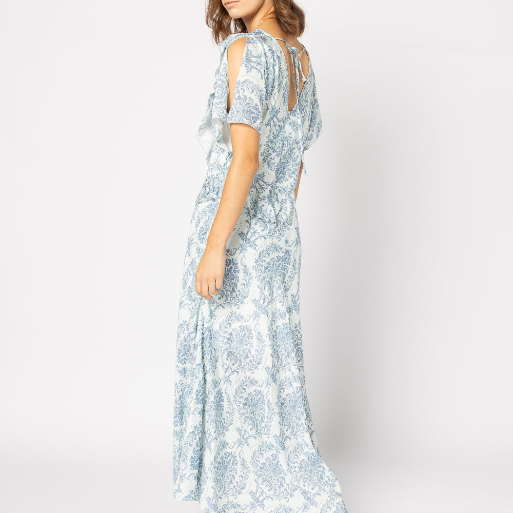 
                  
                    BREEZE DRESS
                  
                