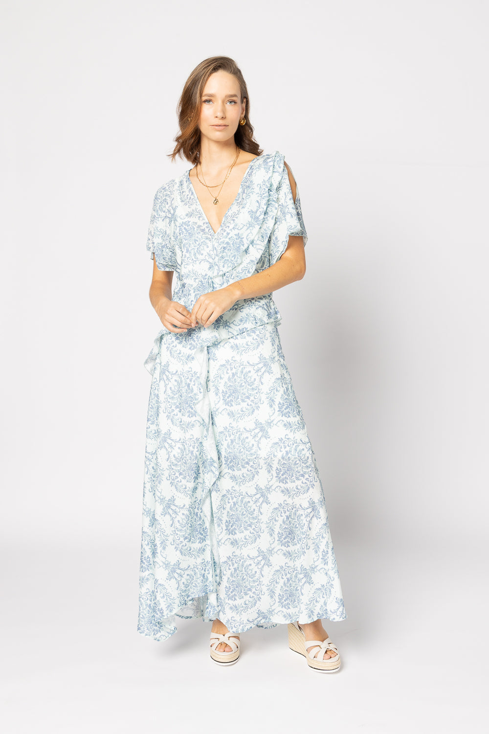 
                  
                    BREEZE DRESS
                  
                