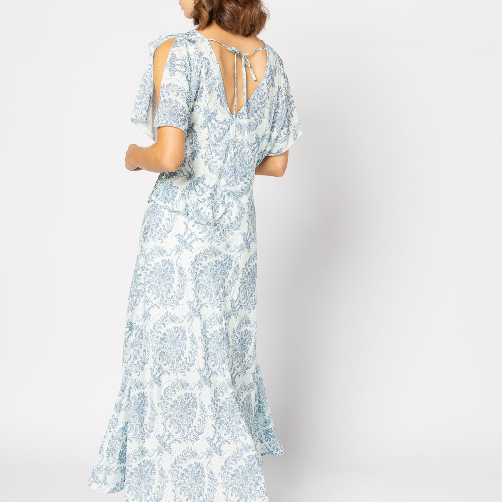 
                  
                    BREEZE DRESS
                  
                