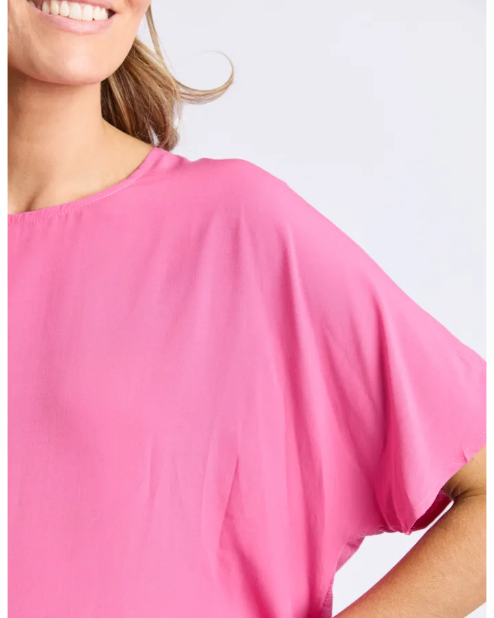 
                  
                    CHANTELLE TOP-Quartz(Pink)
                  
                