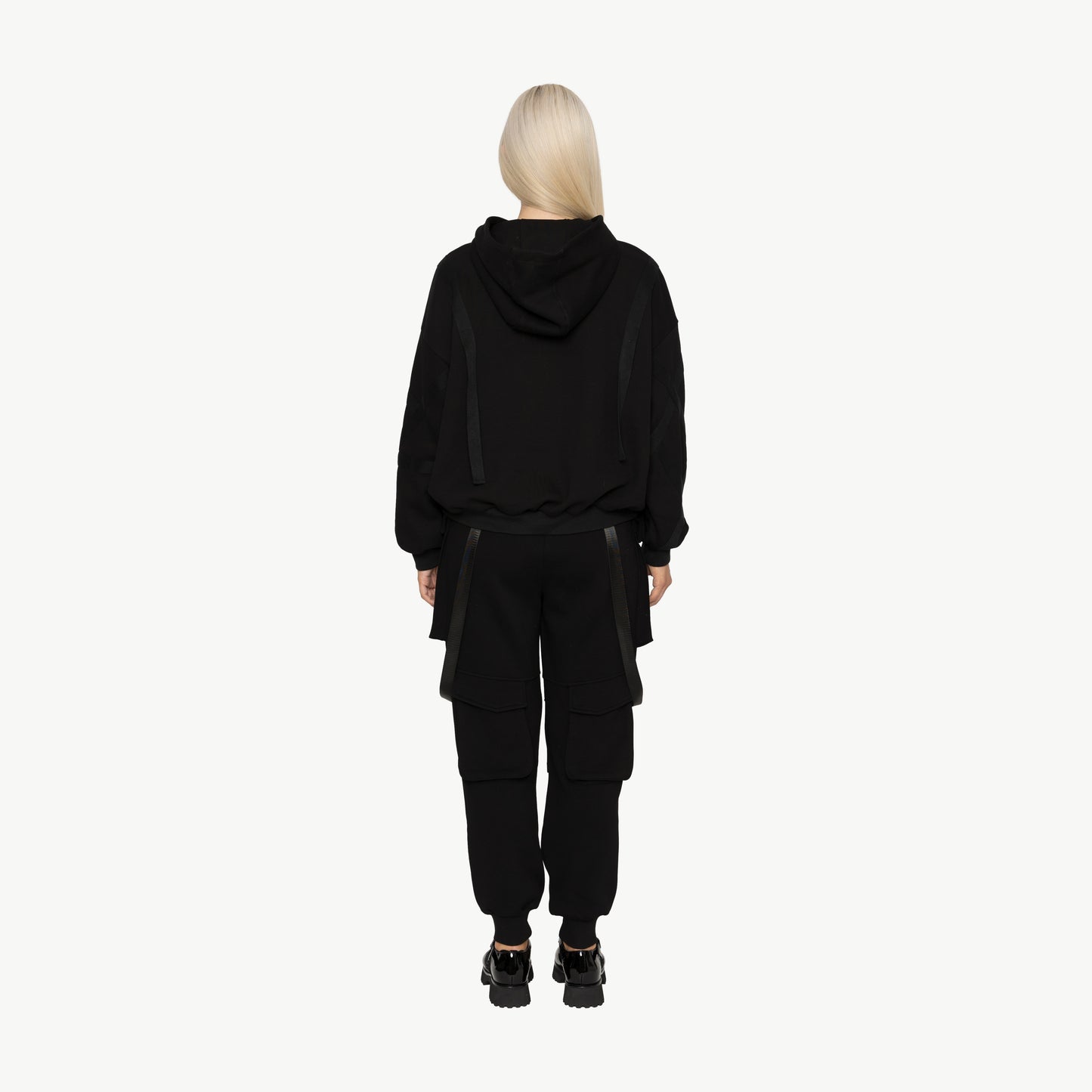 
                  
                    Yarrow Top -Black
                  
                