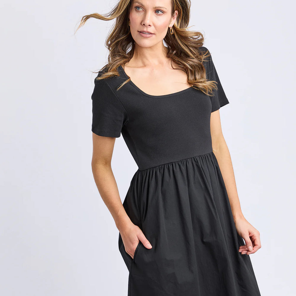
                  
                    Ella Dress Black
                  
                