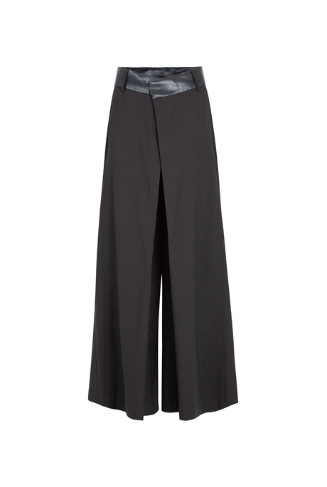 
                  
                    TAKE CONTRAST PANT-TRELISE COOPER SIZE 12
                  
                
