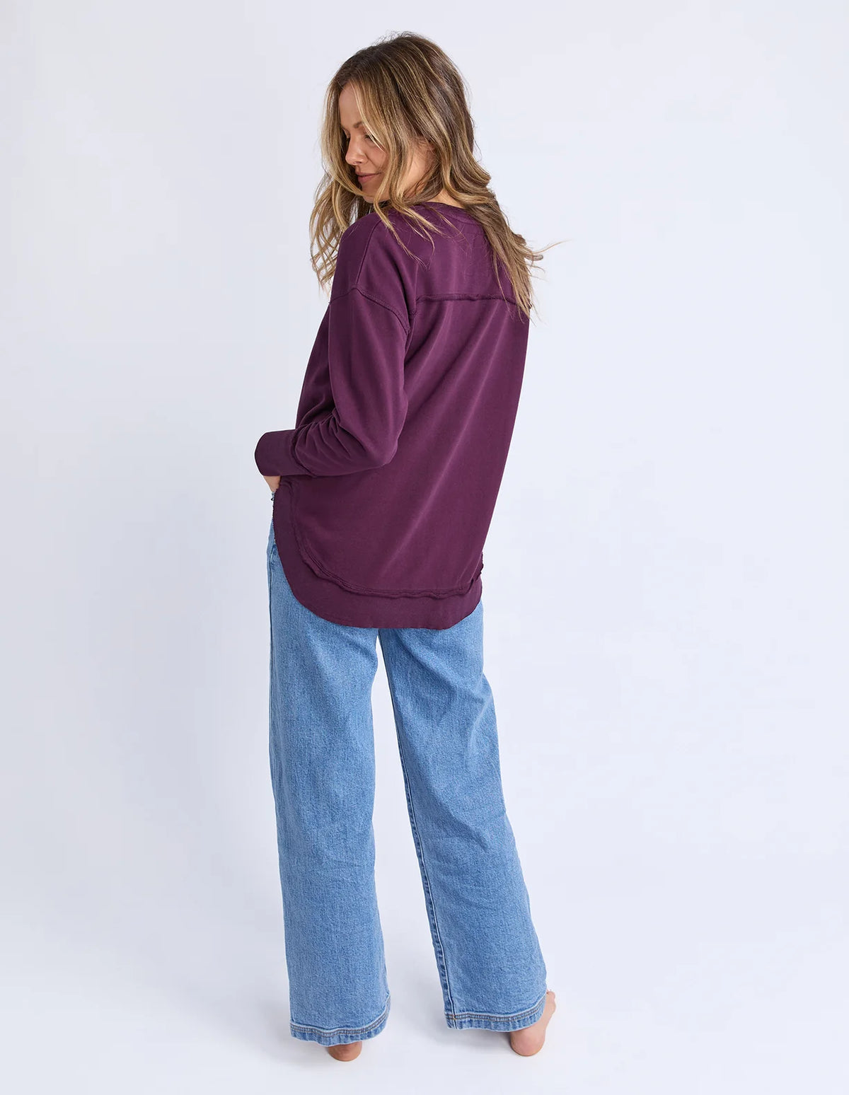 
                  
                    SIMPLIFIED CREW-PLUM
                  
                