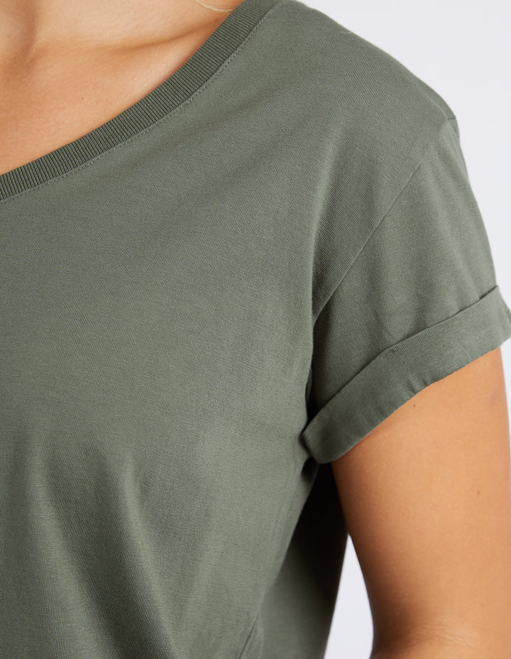 
                  
                    Top Seller Manly Vee Tee Khaki
                  
                