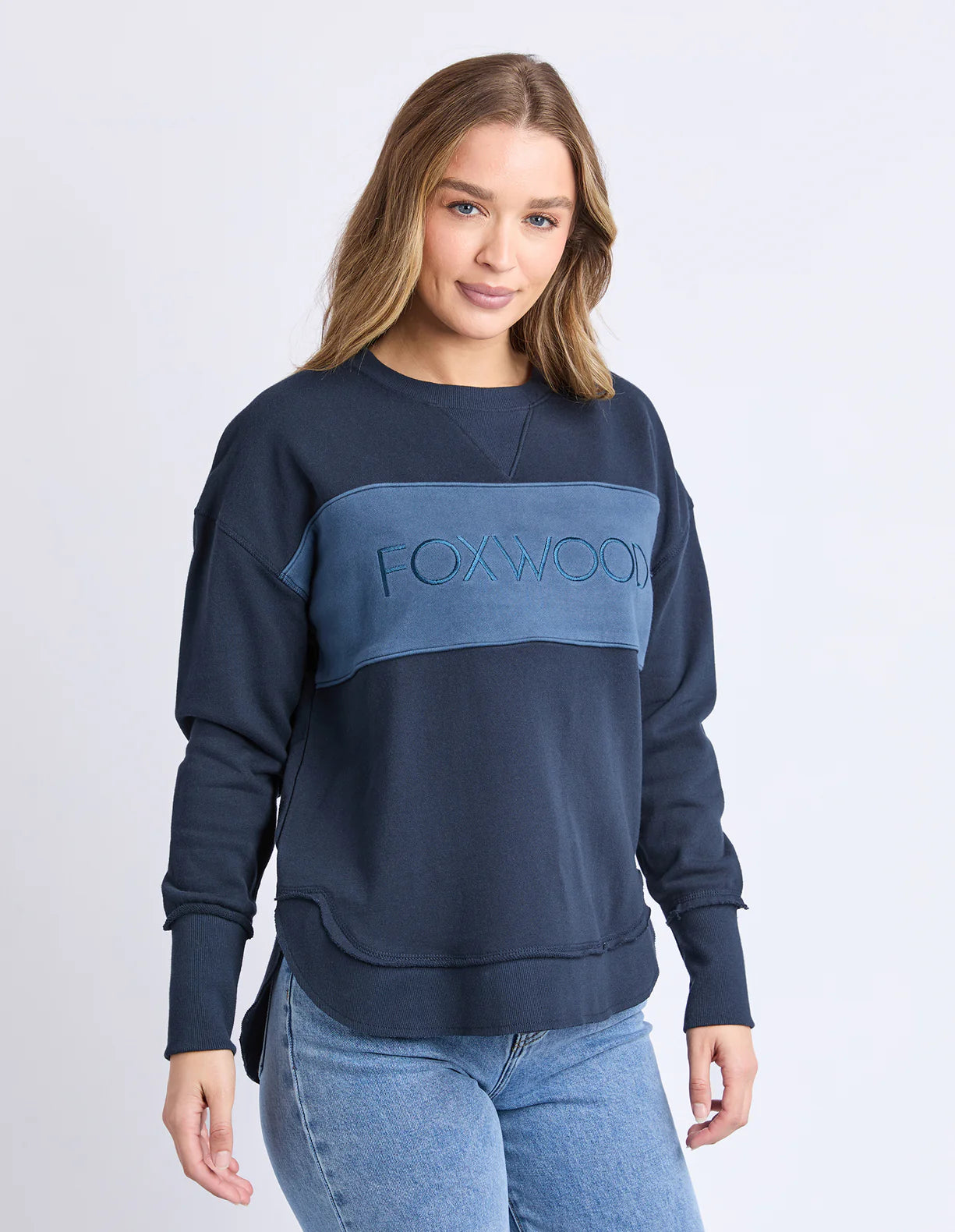
                  
                    FOXWOOD SIMPLIFIED TONAL CREW-NAVY-DUE JULY
                  
                