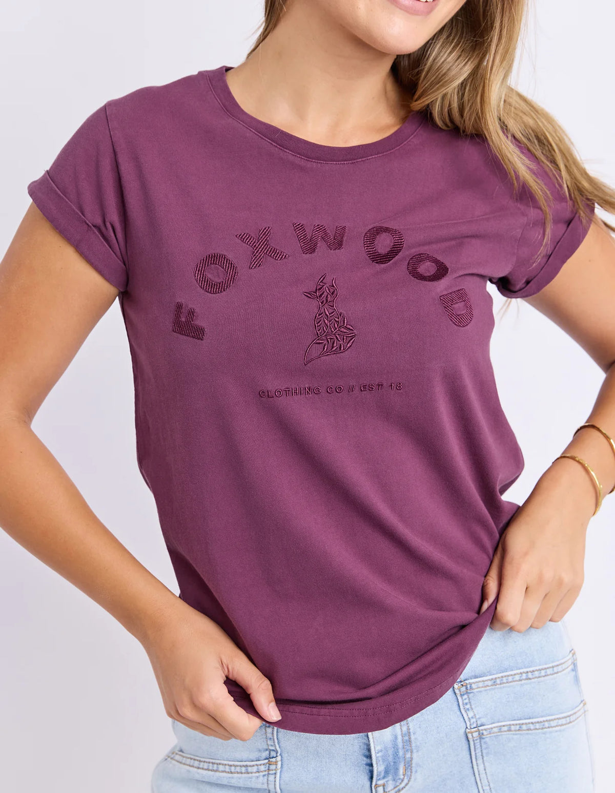 
                  
                    FOXWOOD EFFORTLESS TEE-PLUM
                  
                
