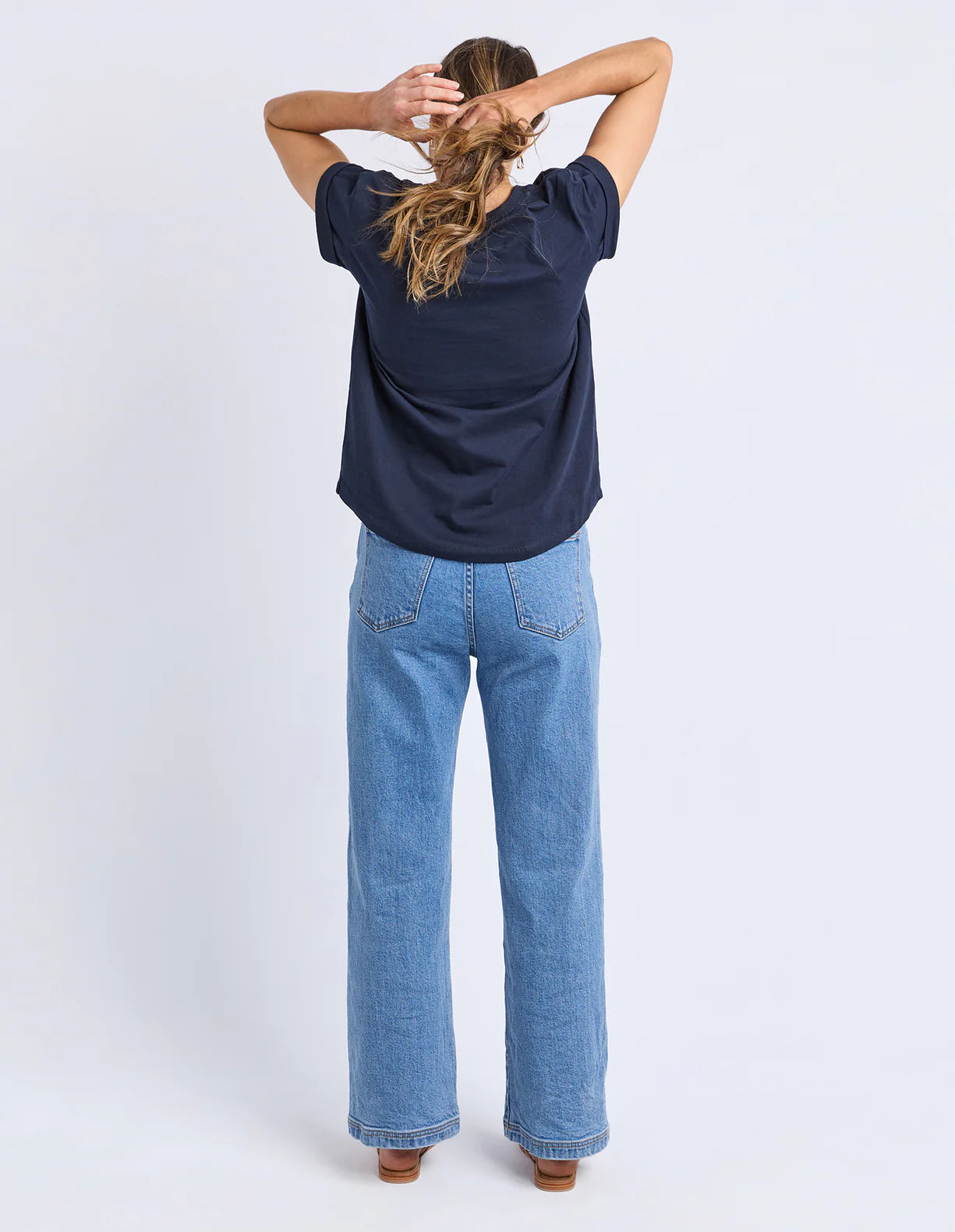 
                  
                    SIGNATURE TEE-Confetti Tee -Navy
                  
                