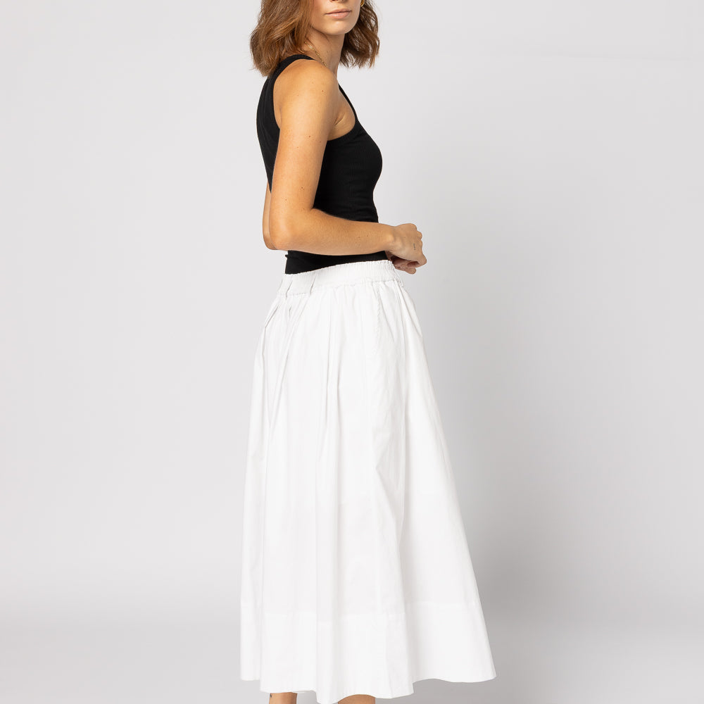 
                  
                    DIRECTION SKIRT-WHITE
                  
                