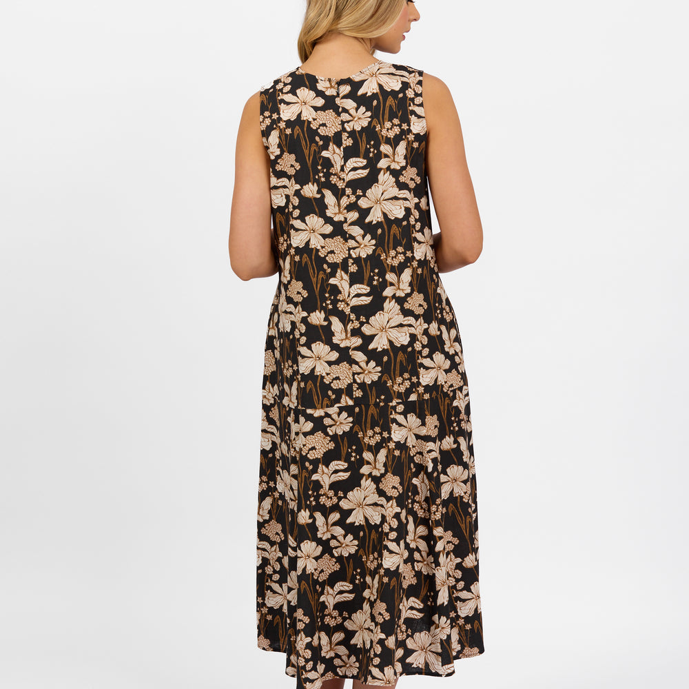 
                  
                    6102 Plain Long Sleeveless Dress with Round Neck :Roma
                  
                