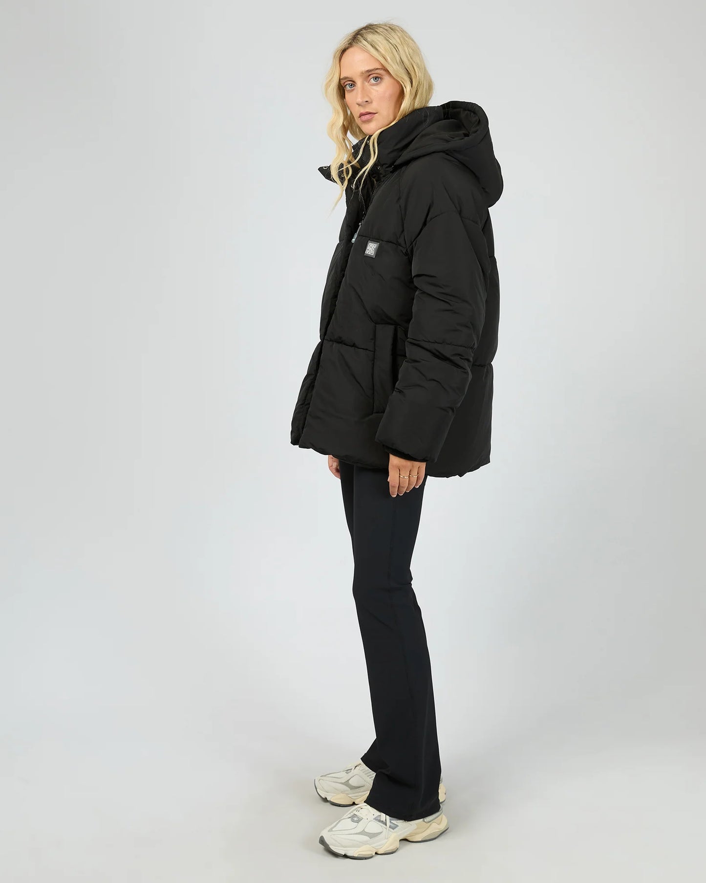 
                  
                    ALL ABOUT EVE ELEVATE PUFFER JACKET
                  
                