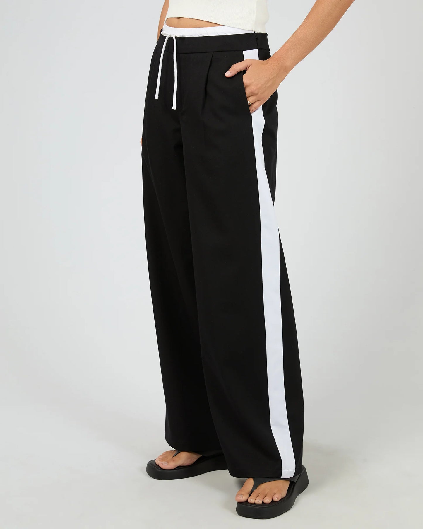 
                  
                    BECKETT PANT-BLACK
                  
                