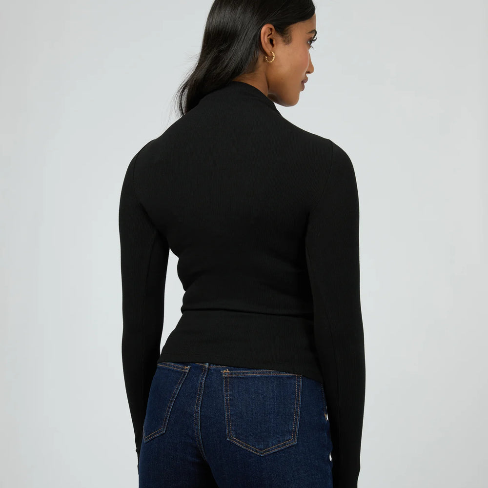 
                  
                    Icon Mock Neck L/S Top Black
                  
                