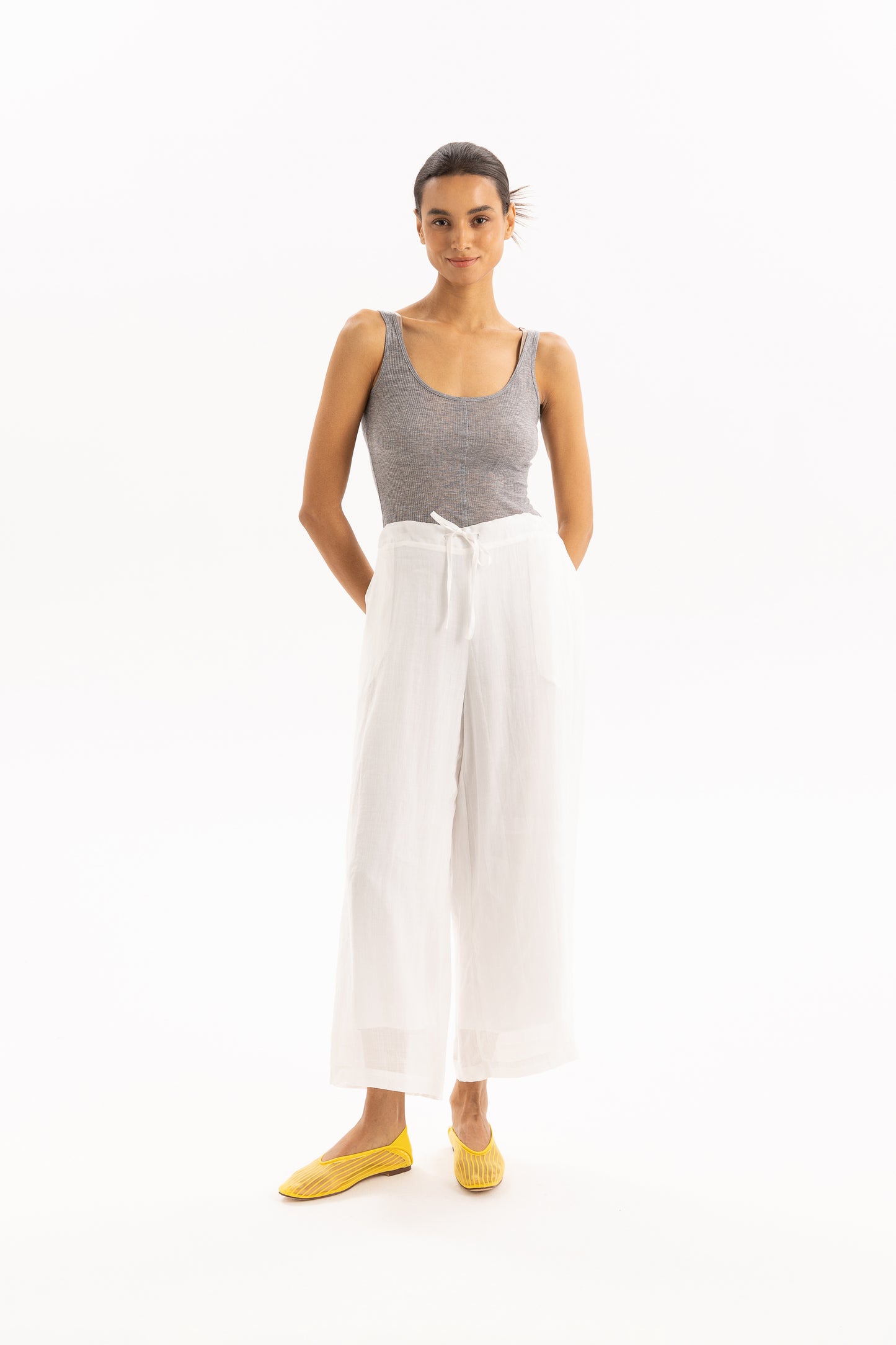 
                  
                    MILLY PANTS-WHITE
                  
                