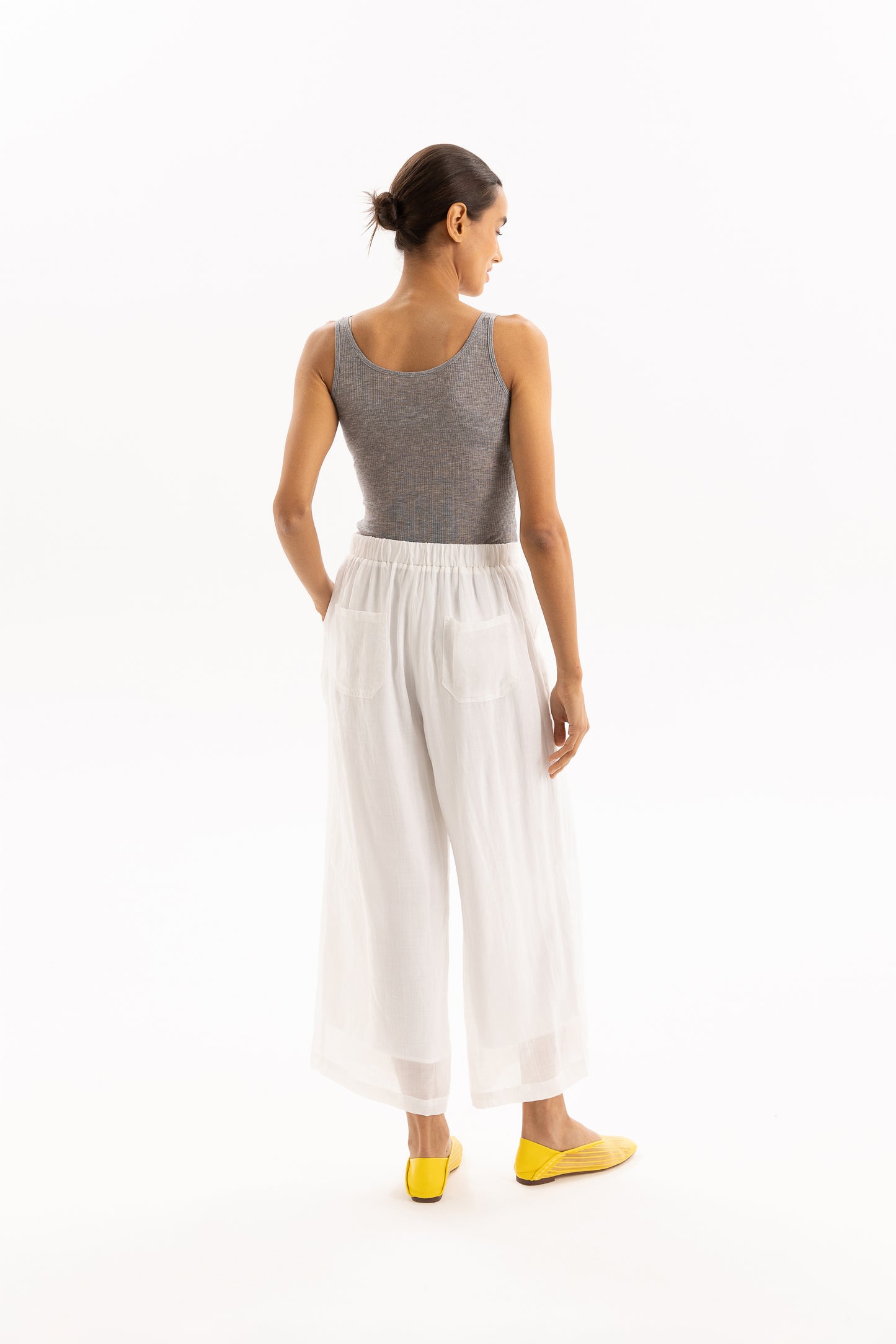 
                  
                    MILLY PANTS-WHITE
                  
                