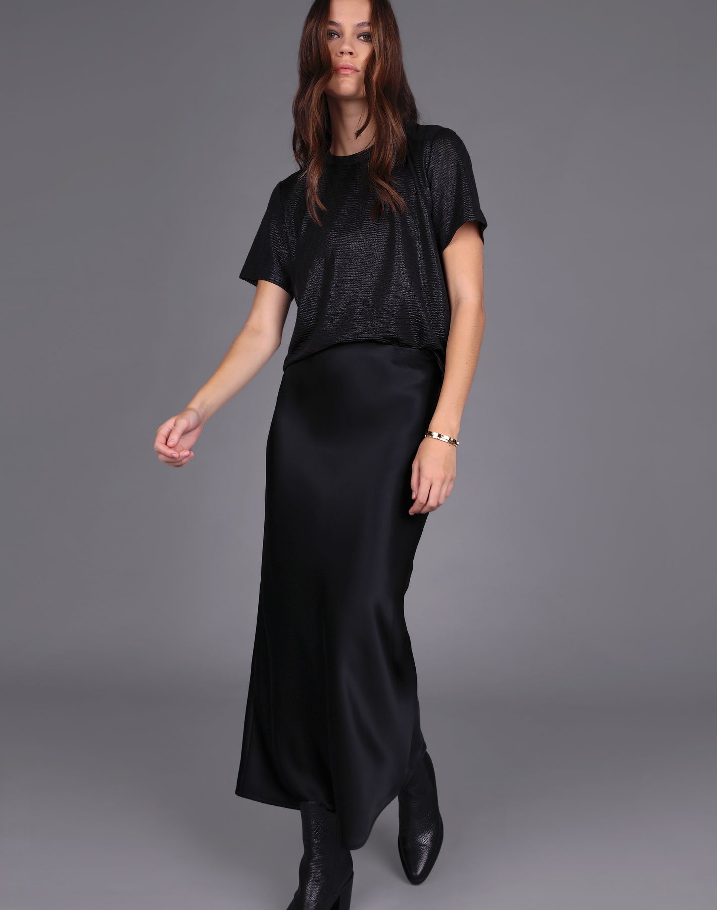 
                  
                    Metallic Icon Tee -Black
                  
                