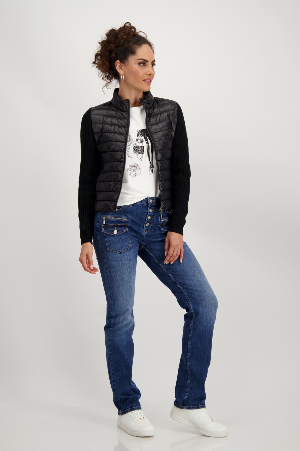 
                  
                    Monari Quilted Stand up collar Jacket Black
                  
                