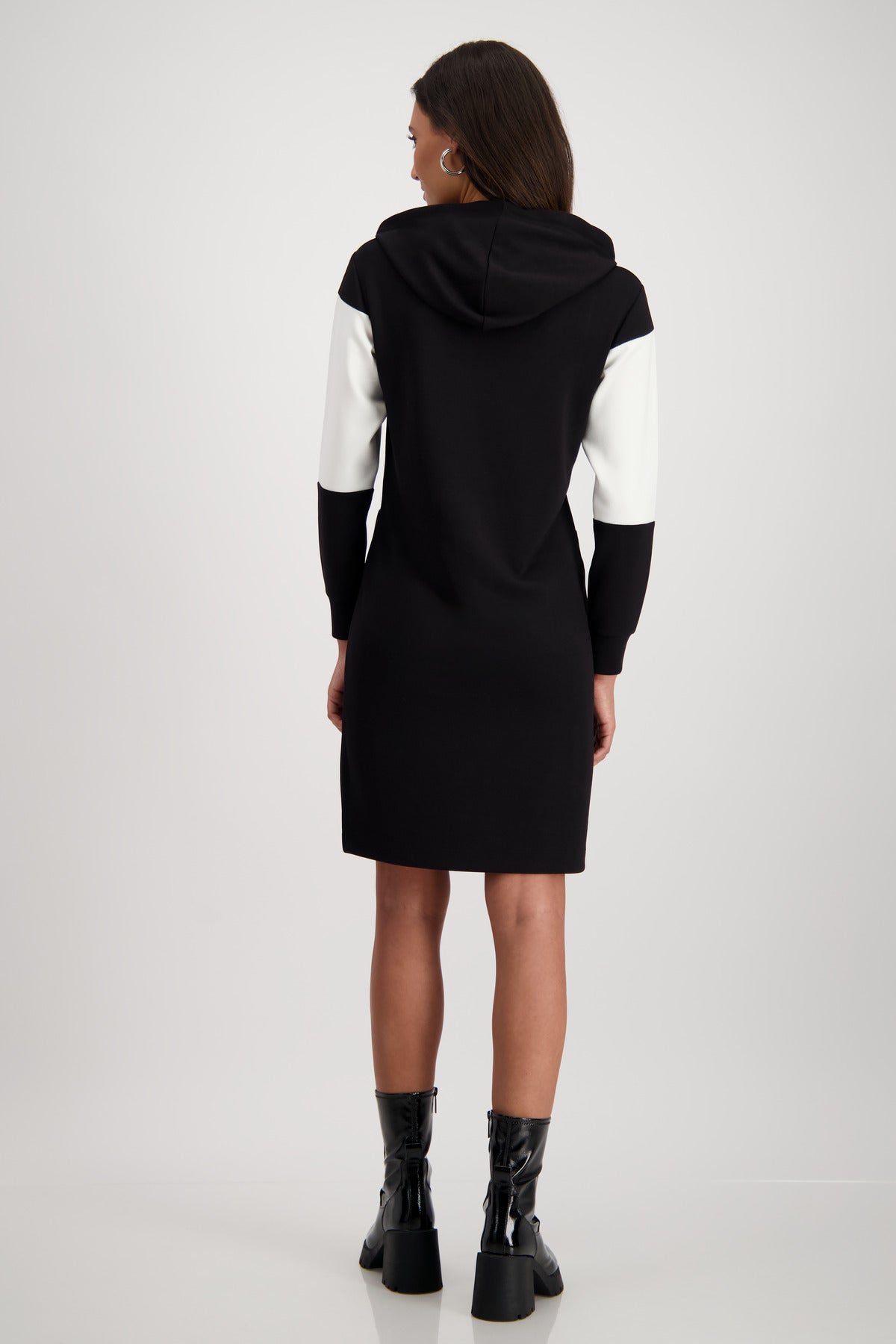 
                  
                    Sweater Dress-C'est La Vie
                  
                