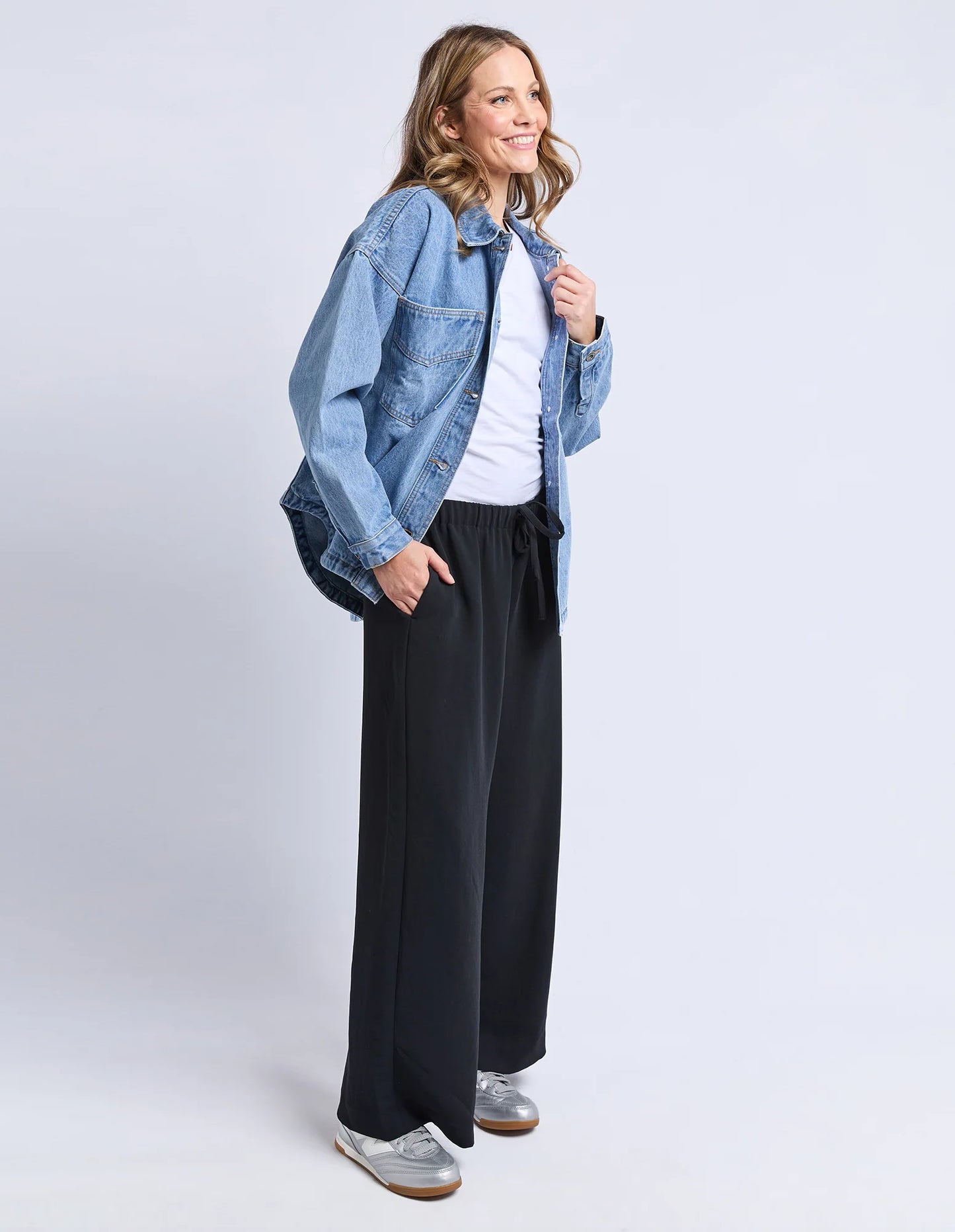 
                  
                    ELM SOFIE PANT-BLACK
                  
                