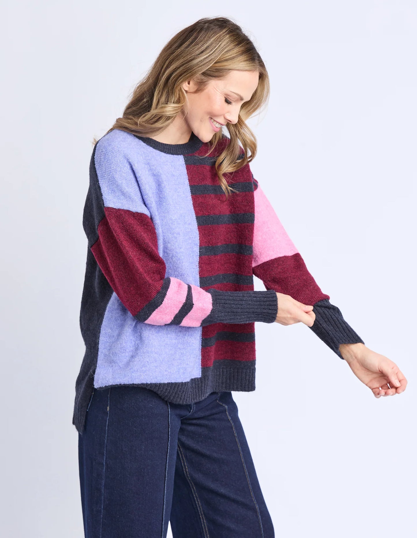 
                  
                    KIT KNIT-MULTICOLOUR PANELS
                  
                