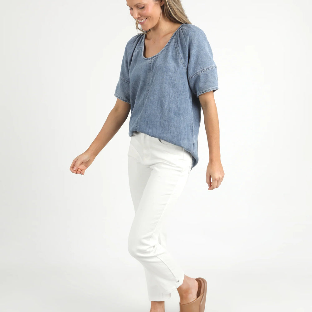 
                  
                    Brea Top Blue Wash
                  
                
