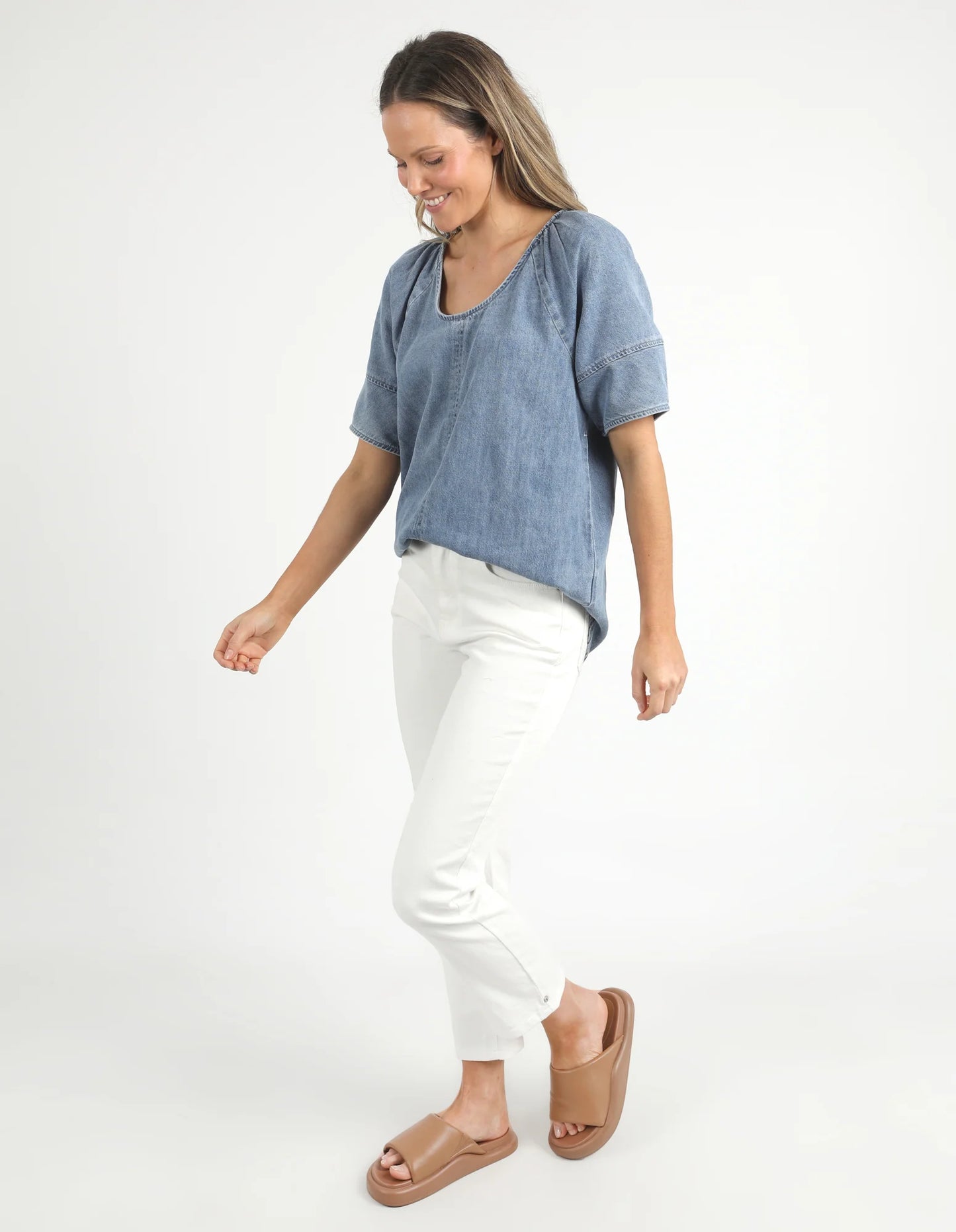 
                  
                    Brea Top Blue Wash
                  
                