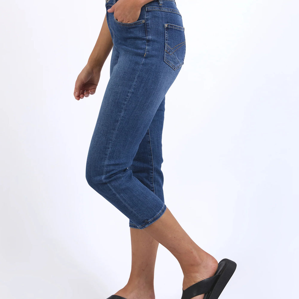 
                  
                    MOLLIE CAPRI JEAN
                  
                