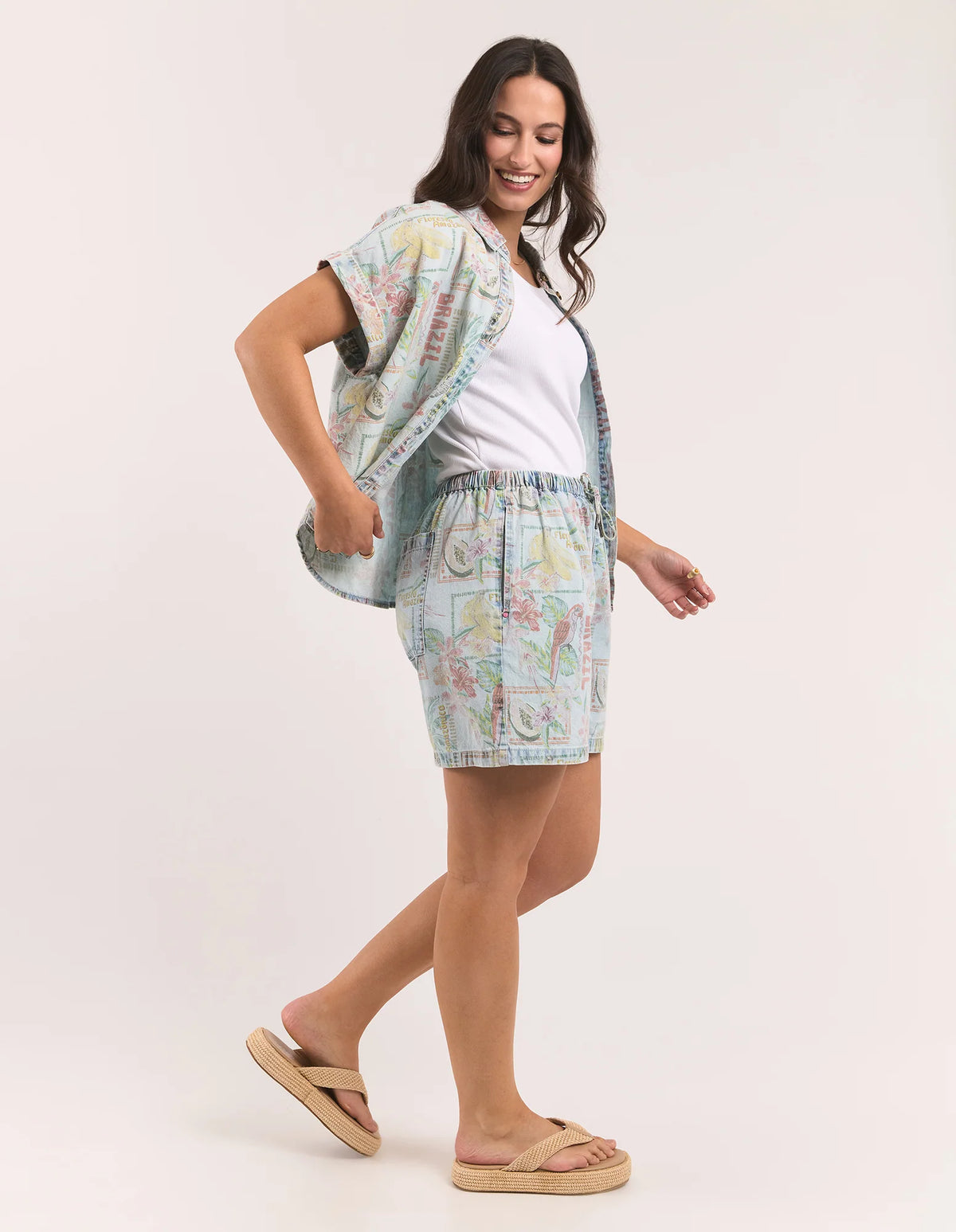 
                  
                    ELM JADE PRINTED DENIM SHORT-PRINT
                  
                