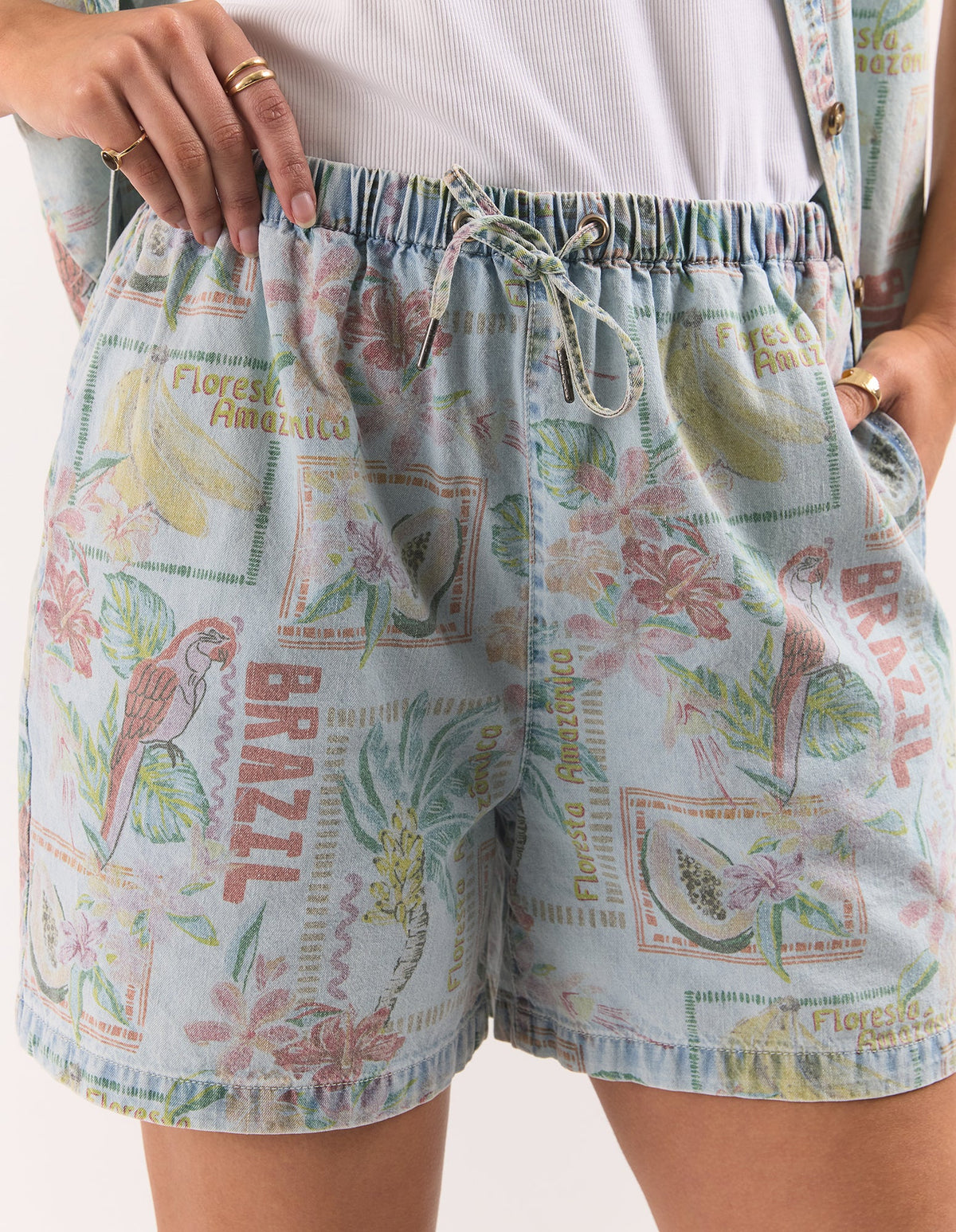 
                  
                    ELM JADE PRINTED DENIM SHORT-PRINT
                  
                