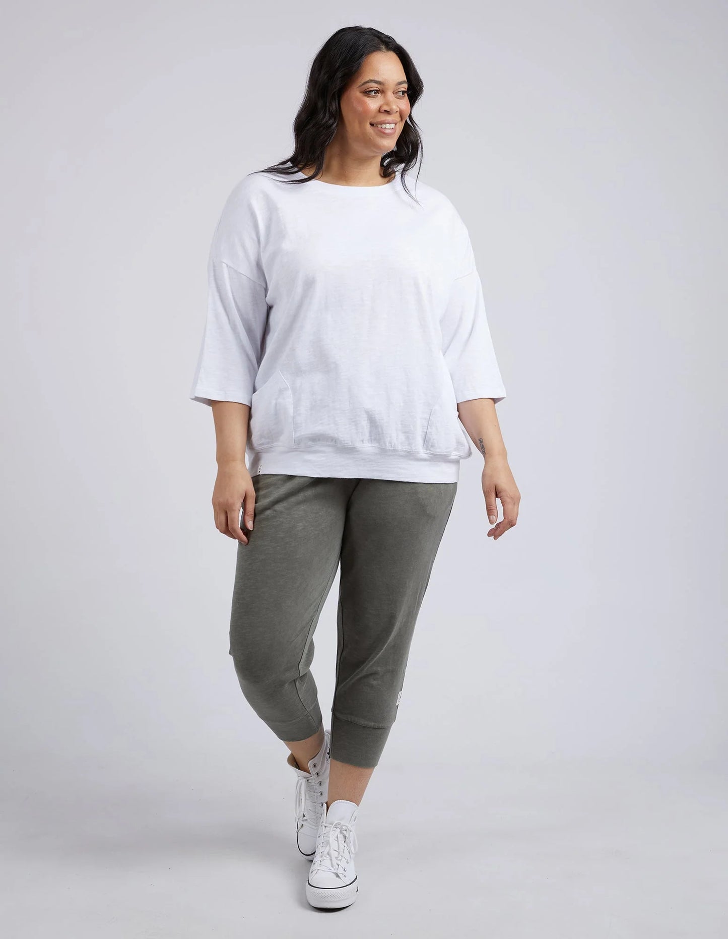 
                  
                    Mazie Sweat White
                  
                