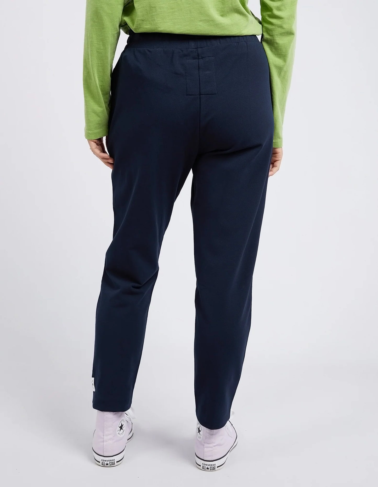 
                  
                    THE LOBBY PANT-NAVY
                  
                