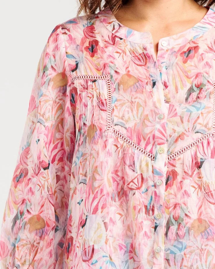 
                  
                    ZAFINA WILLA BLOUSE-FLORAL HAZE
                  
                