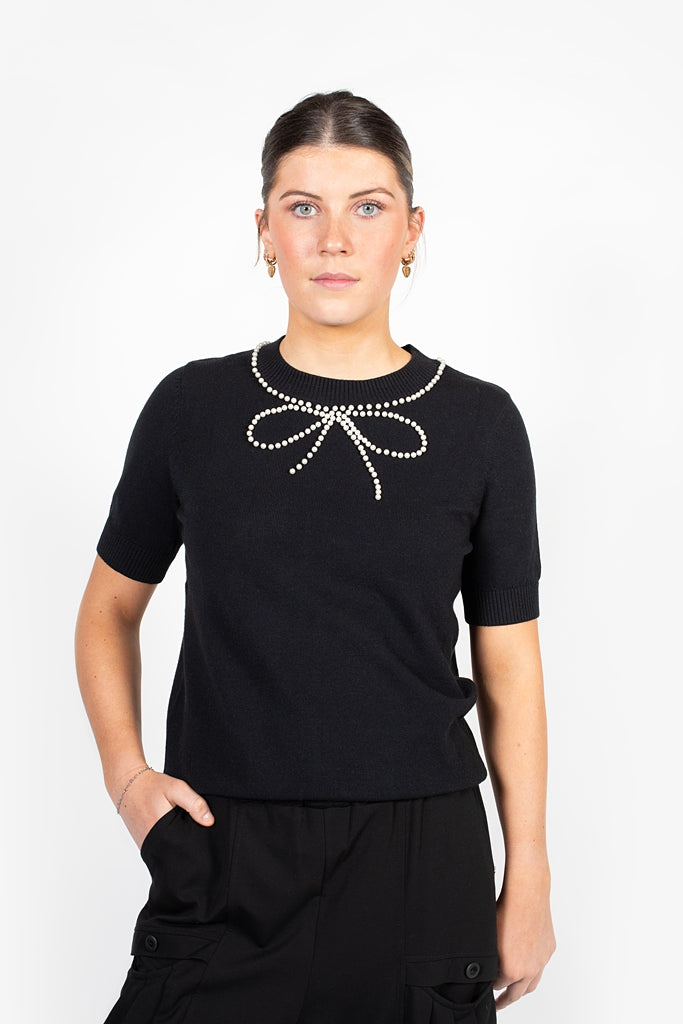 Bow’tiful Knit Tee