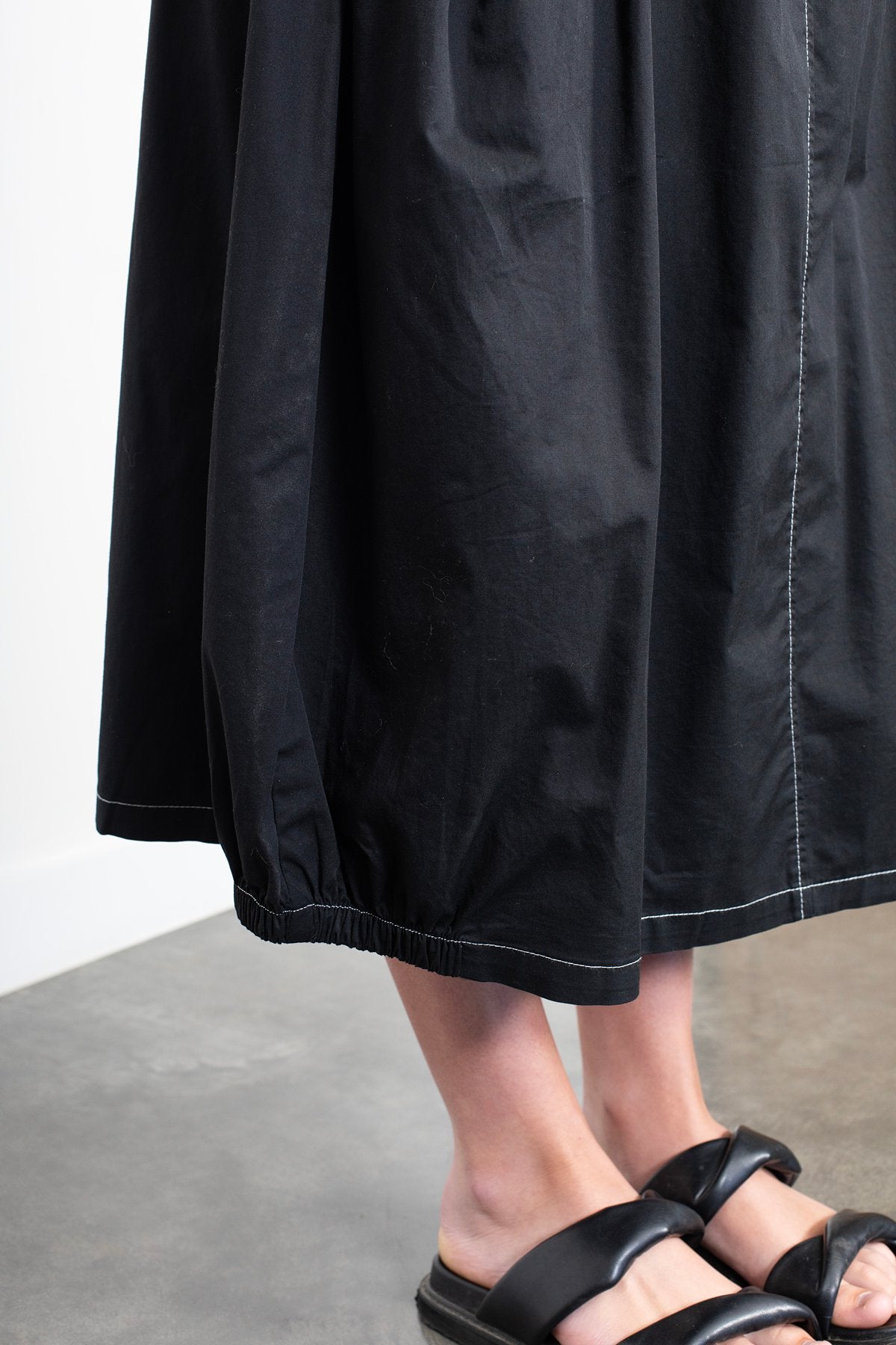 
                  
                    ANTLER CYRUS SKIRT-BLACK
                  
                