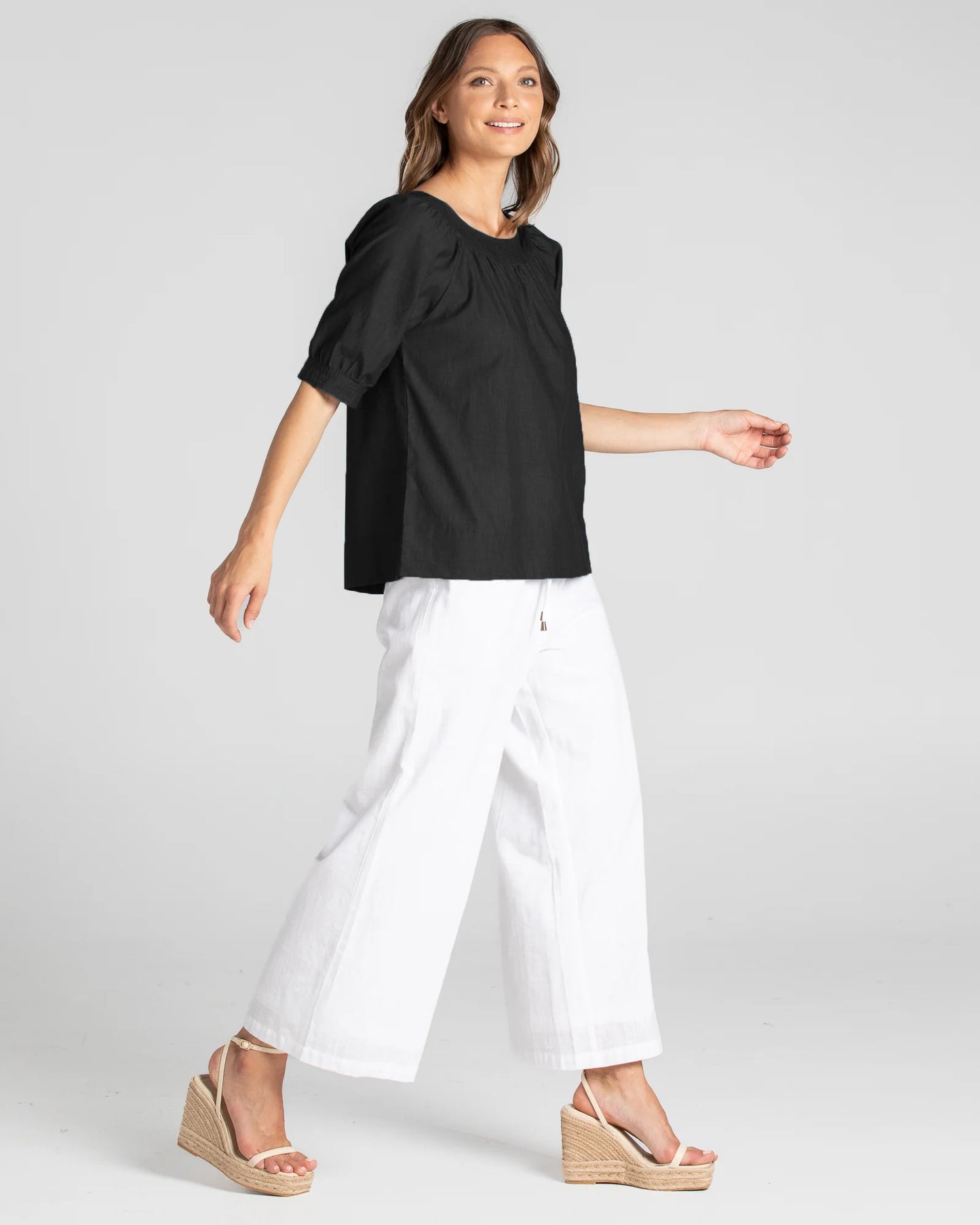
                  
                    Ria Pant - White
                  
                