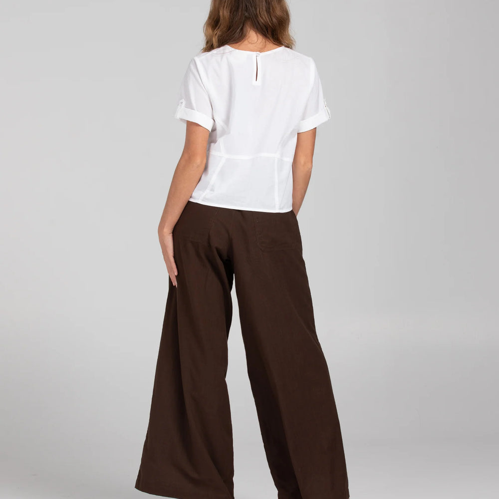 
                  
                    Guru Top Basic-White
                  
                