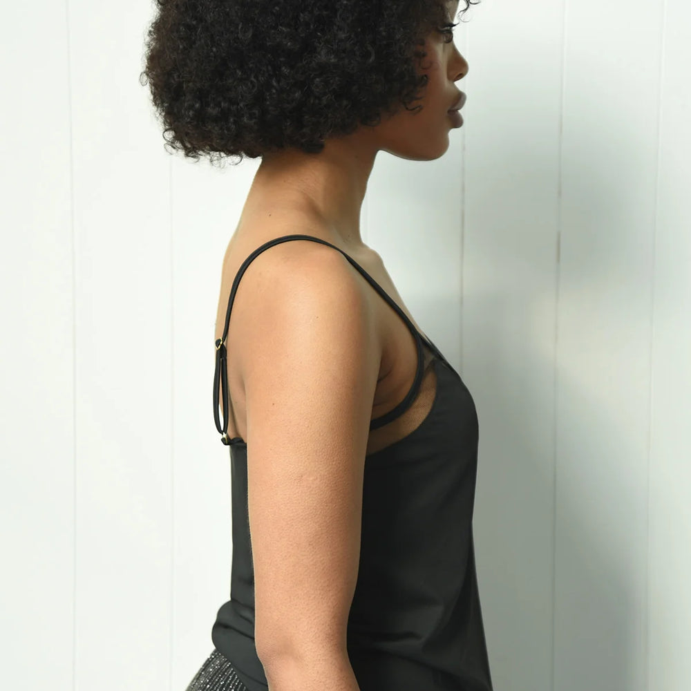 
                  
                    HEART & CAMISOLE Camisole-Black
                  
                