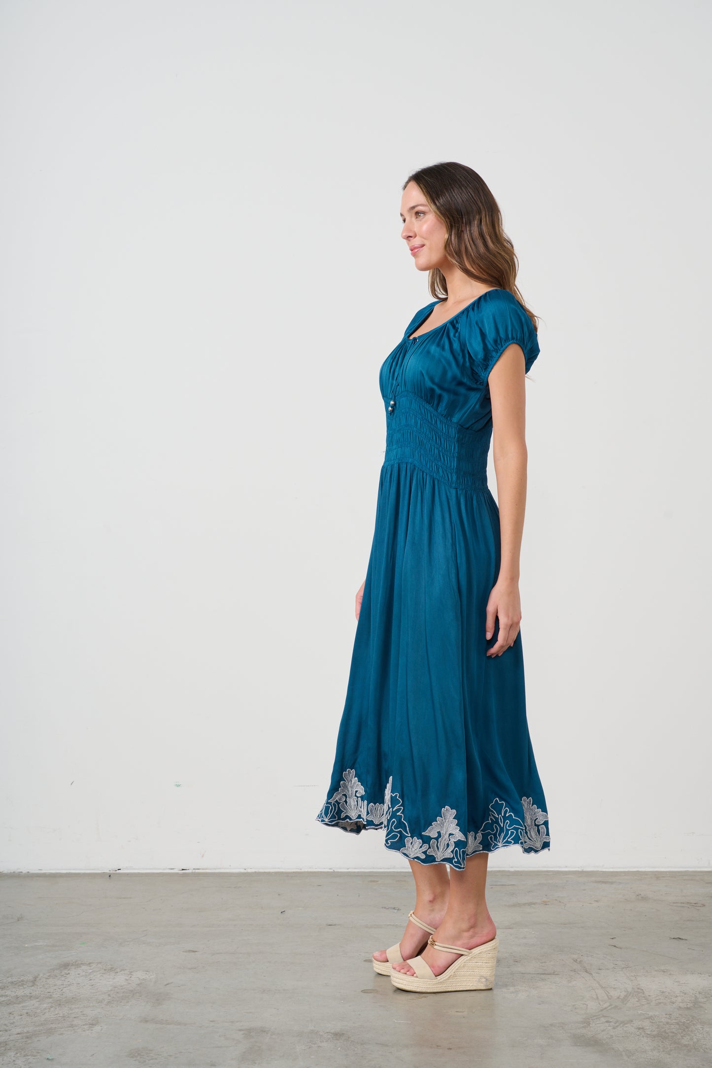 
                  
                    CZ1059 DRESS-SHIRRED WAIST-BLUE
                  
                